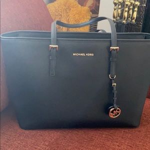 Michael kors jetsetter
